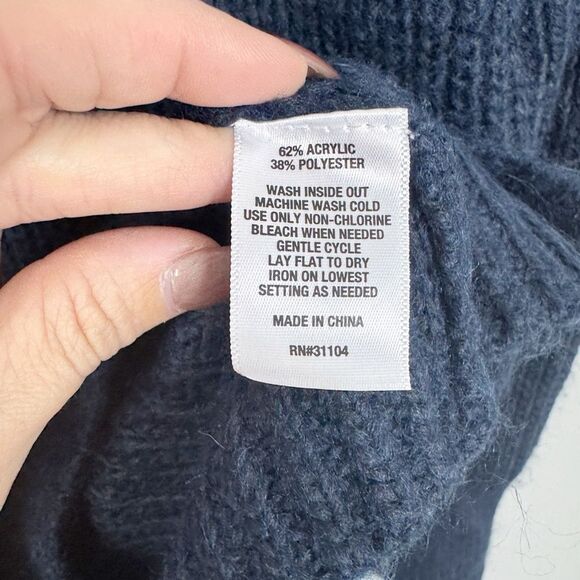 BILTMORE | Navy Blue Crewneck Puff Sleeve Sweater Women’s Size Medium - Picture 5 of 6